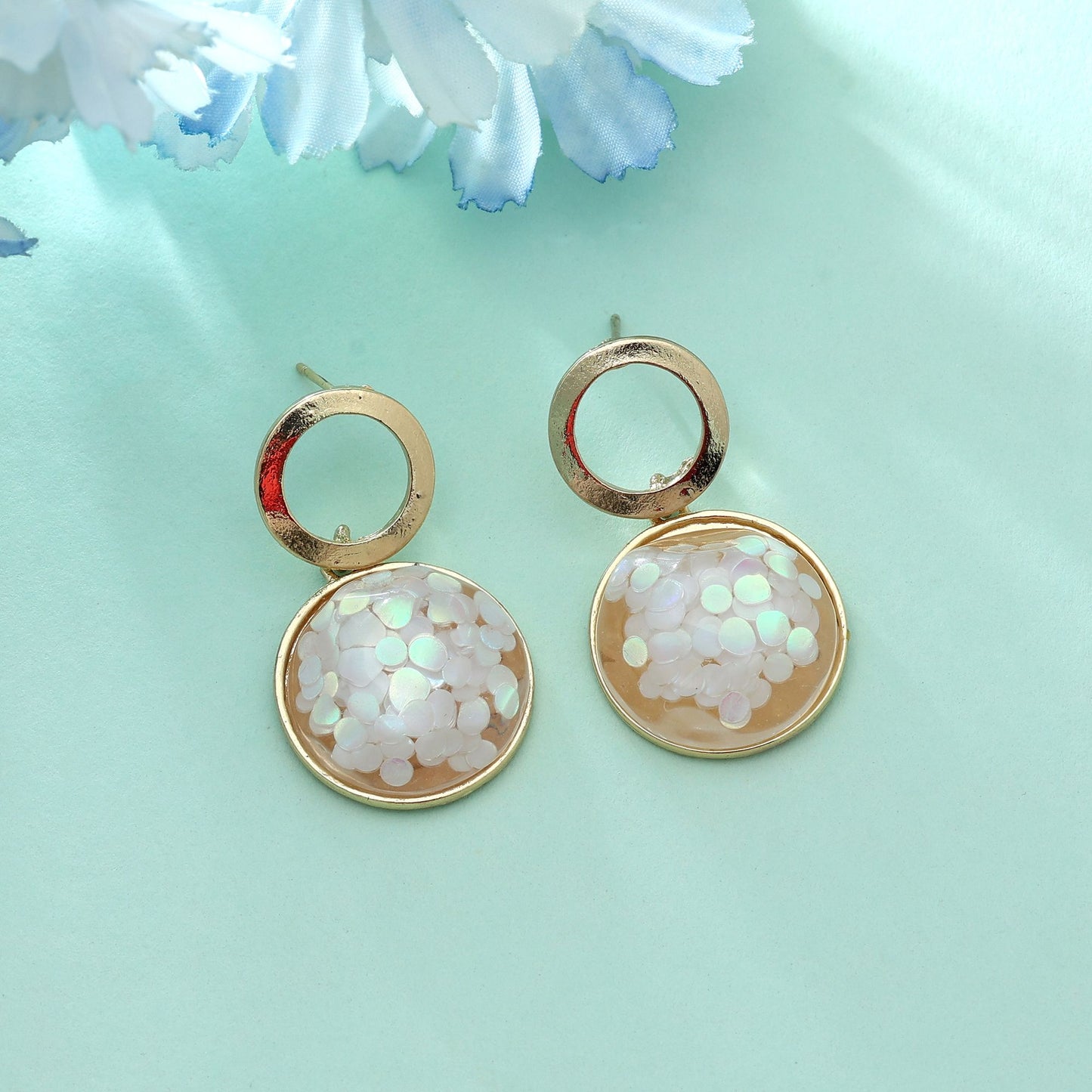 Weiße Antike Ohrringe Elegant Königlich Antik Inspiriert Partyschmuck
