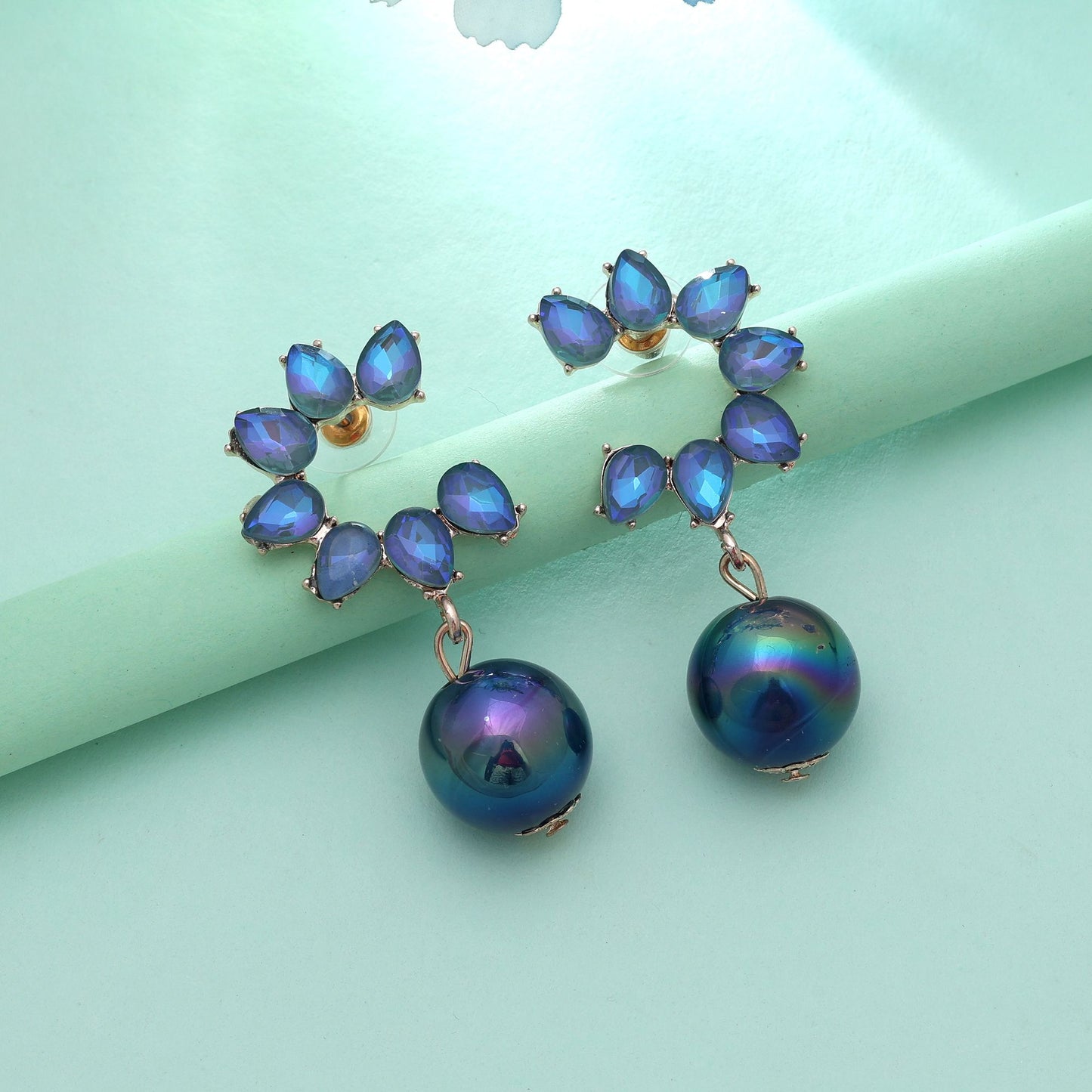 Blaue antike Ohrringe Elegante, vom Vintage-Stil inspirierte ethnische Schmuckstücke
