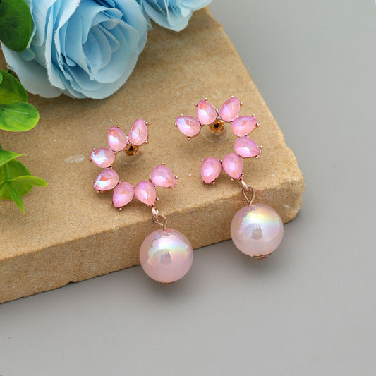 Pinkfarbene antike Ohrringe, stilvoller traditioneller Antikschmuck