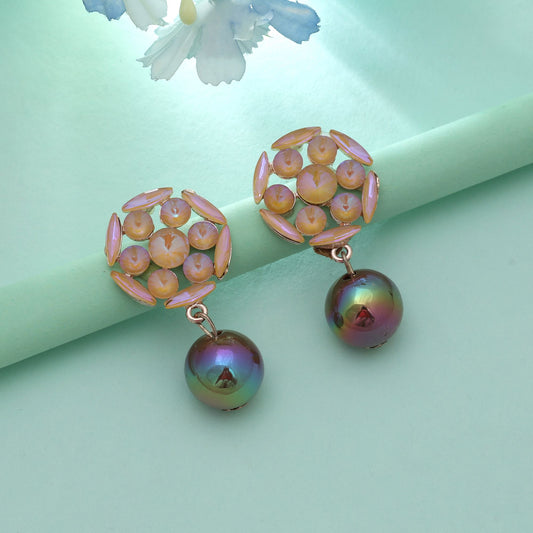 Goldfarbene antike Ohrringe, stilvoller Vintage-Ethno-Schmuck