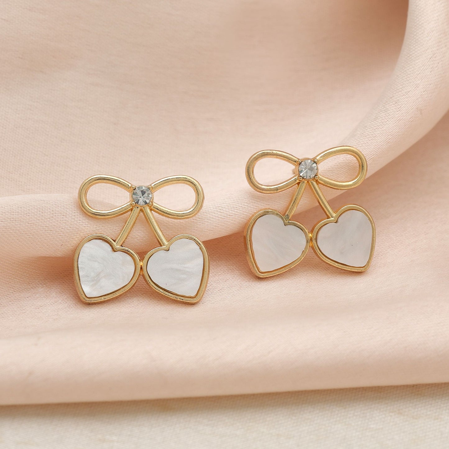 Beautiful White Color Antique Earrings With Elegant Traditional Ethnic Design Style