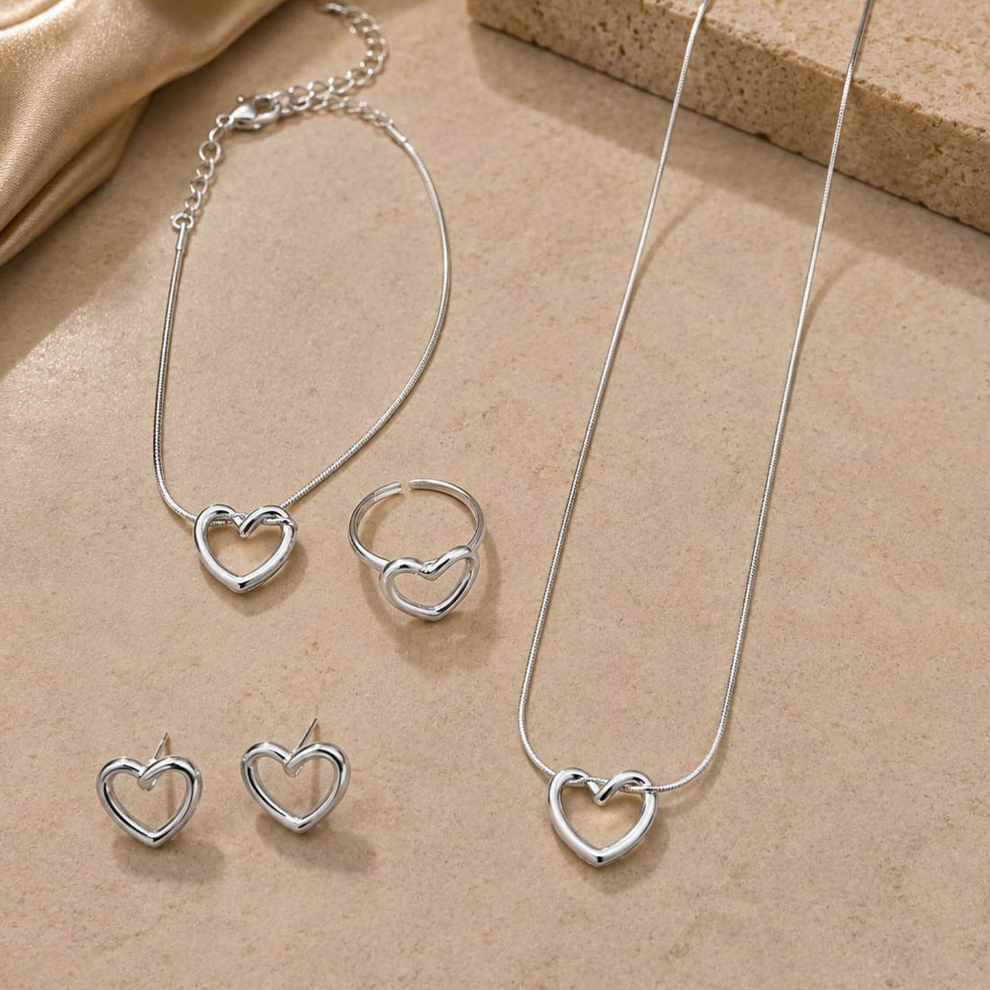 Silver Color Heart Shape Anti Tarnish Chain Necklace Set Elegant Style