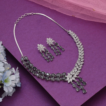 Schwarzes American-Diamond-Halsketten-Set für mutige, moderne Ethno-Looks