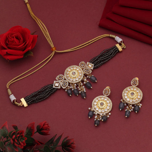 Graue Halskette im Choker-Stil mit amerikanischen Diamanten und modern-elegantem Charme