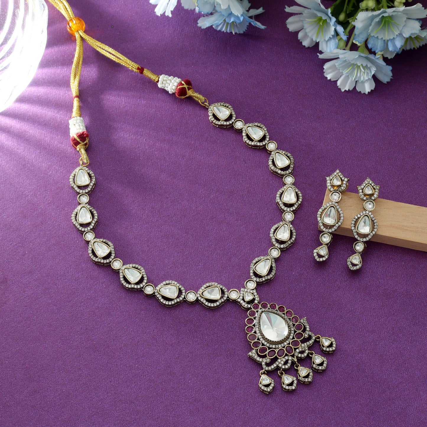 Rani-Farbenes American Diamond Halsketten-Set Elegantes königliches Braut-Statement-Schmuckdesign