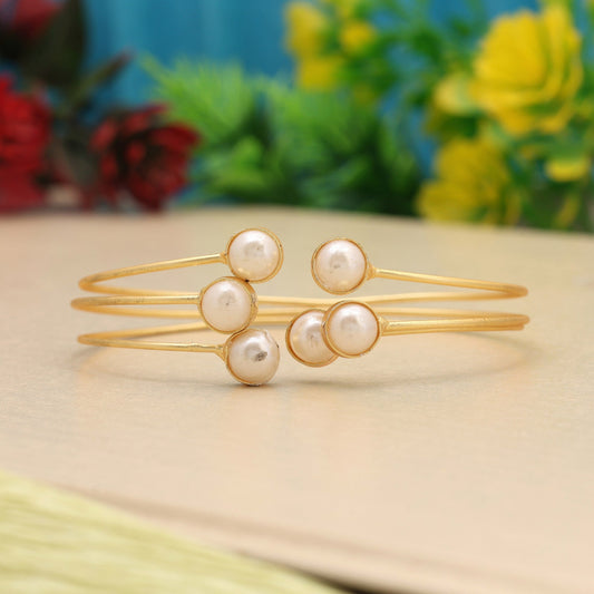 White Color Imitation Pearl Bracelet