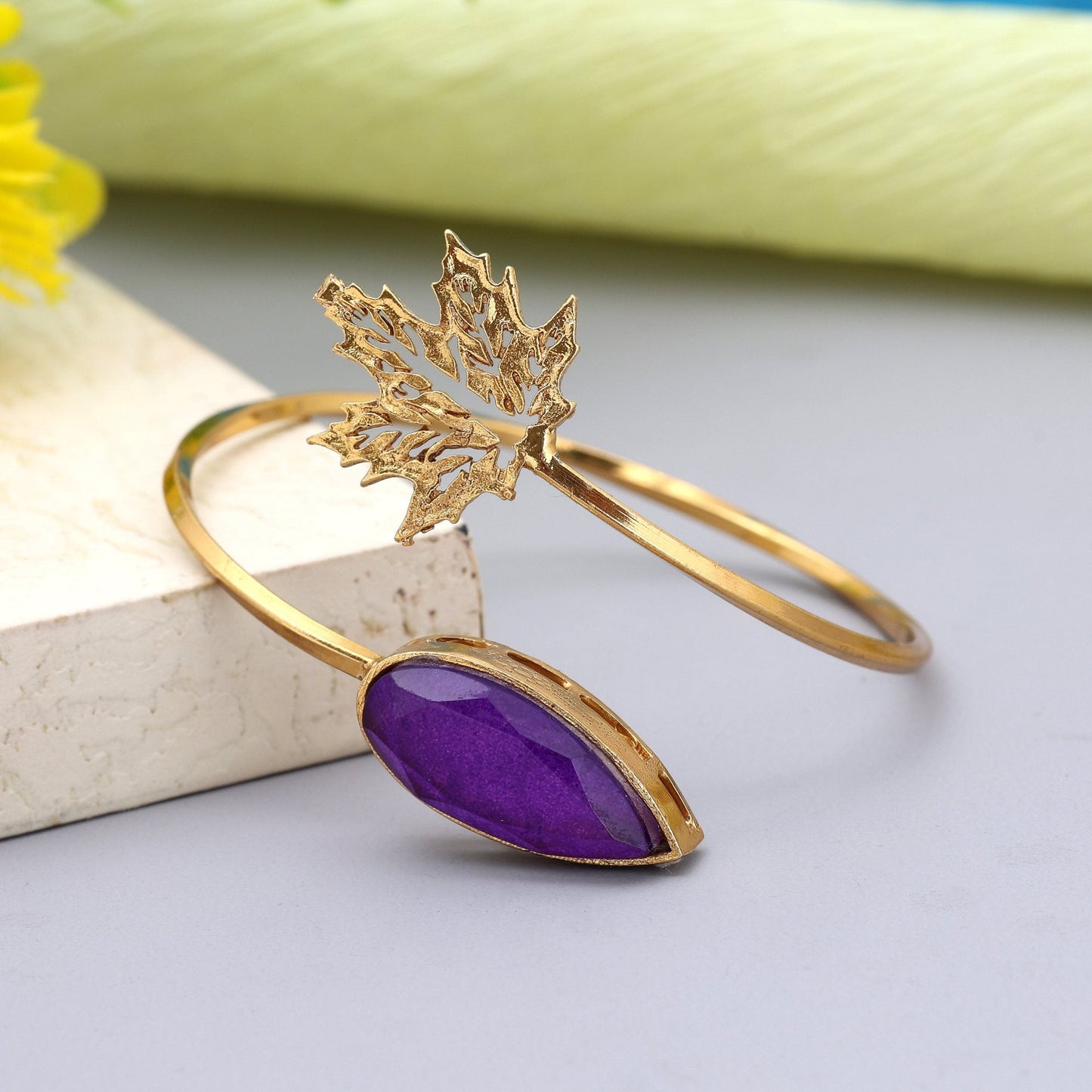 Purple Color Monalisa Stone Bracelet