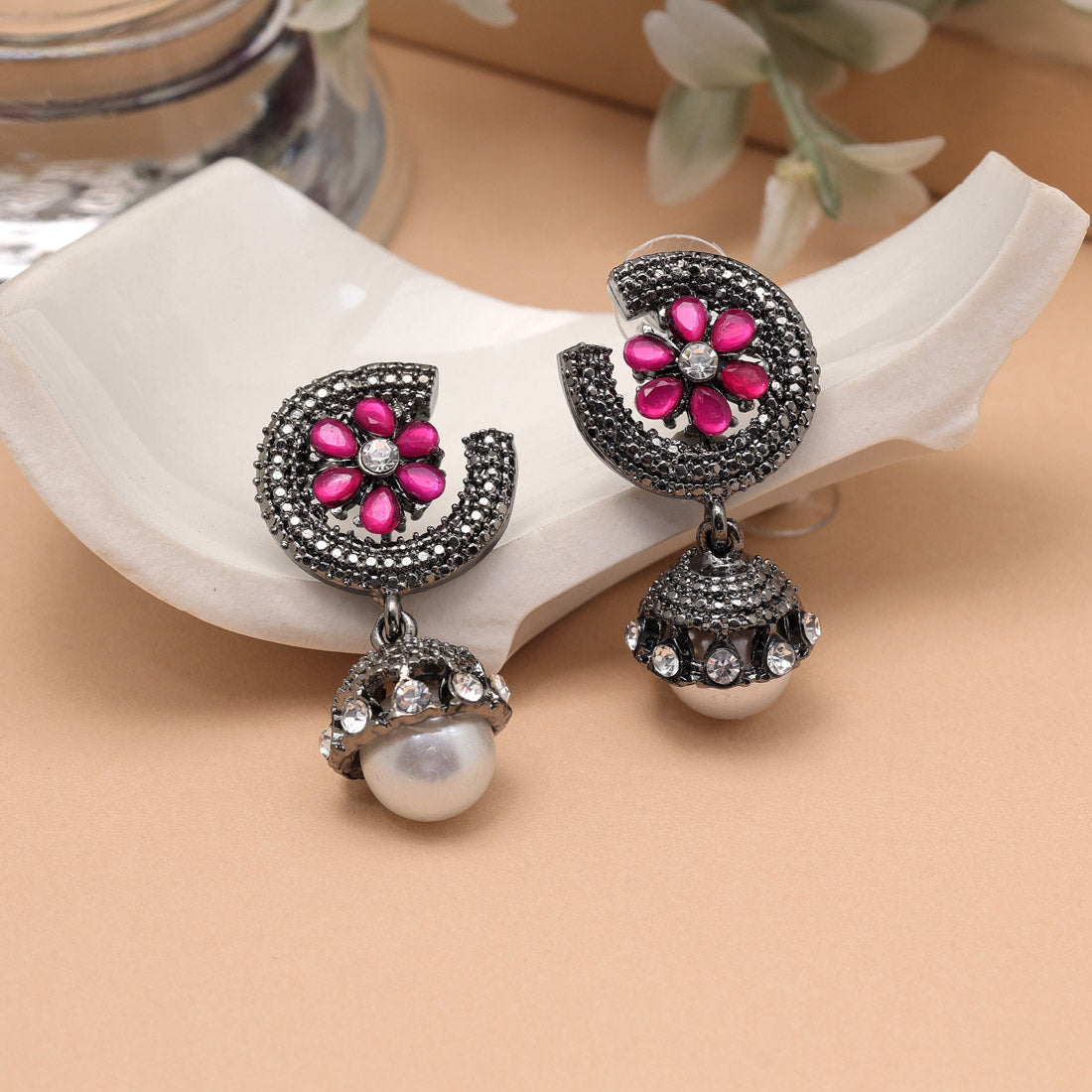 Rani Color Fashion Earrings In Stylish Lightweight Festive Design