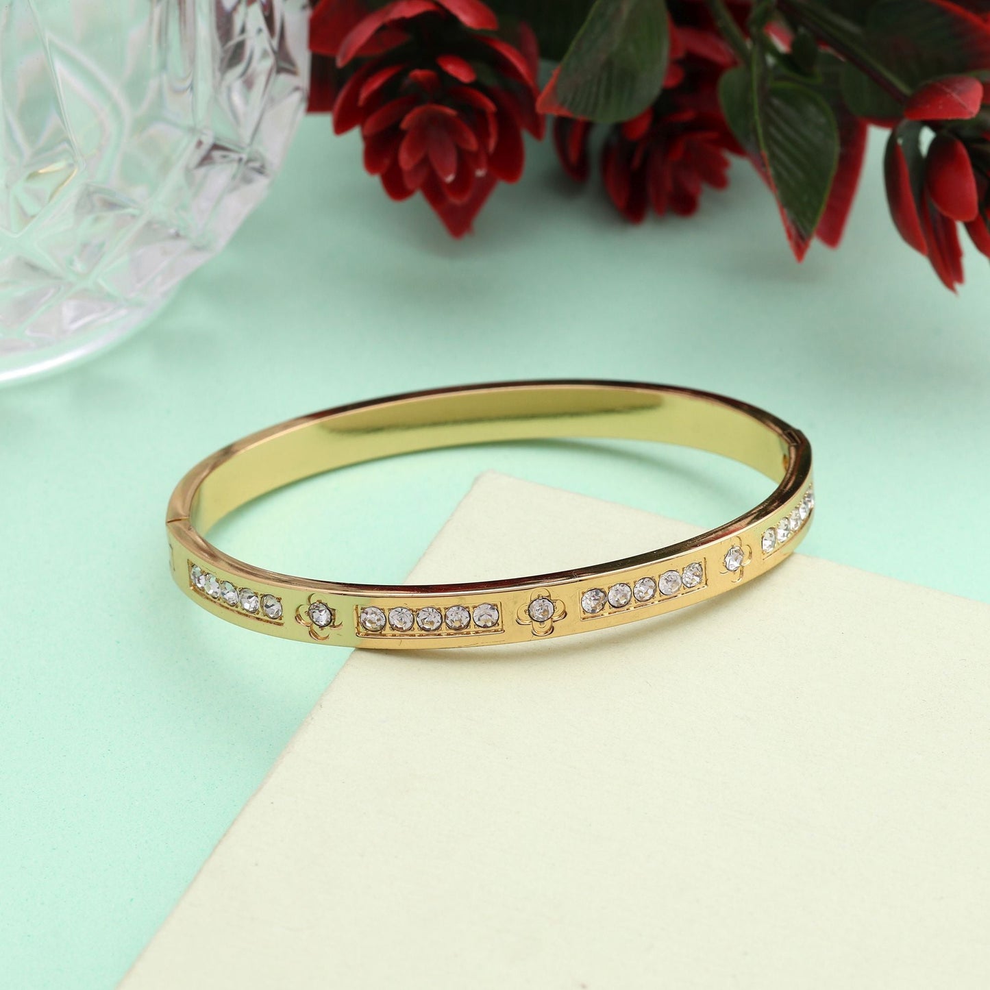 Trendy Gold Color Openable American Diamond Bracelet With High Shine For Wedding Jewellery