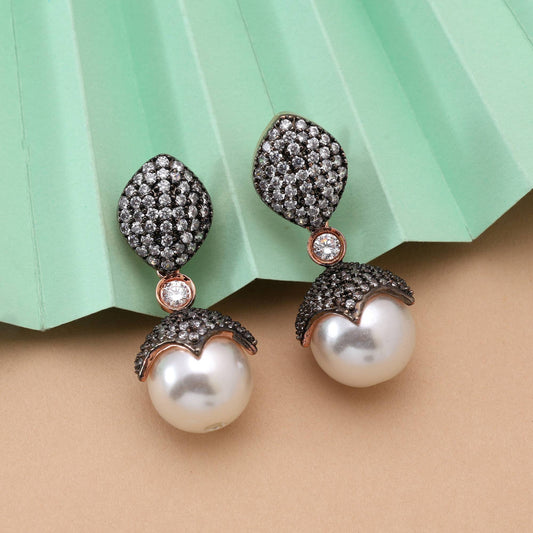 White Color Elegant Shimmering American Diamond Earrings For Women’S Classic Jewelry