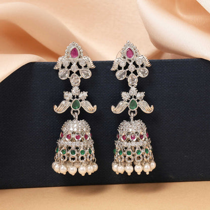Rani- und Grünfarbene Schillernde Designer-Ohrringe mit amerikanischen Diamanten für festliche Anlässe