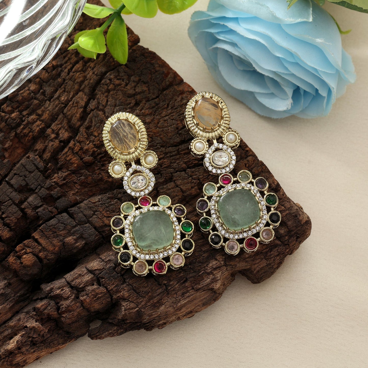 Pistaziengrüne American-Diamond-Ohrringe, trendige Statement-Ethnoschmuckkollektion