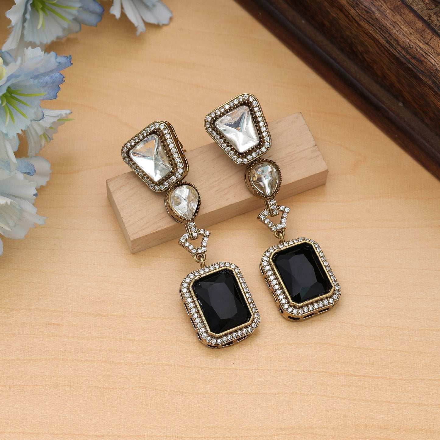 Schwarze amerikanische Diamantohrringe, modernes schickes Partyschmuckdesign