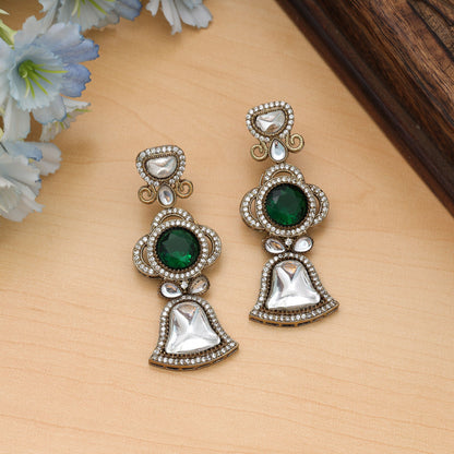 Grünfarbene amerikanische Diamantohrringe, minimalistisch, elegant, Alltagsschmuckkollektion