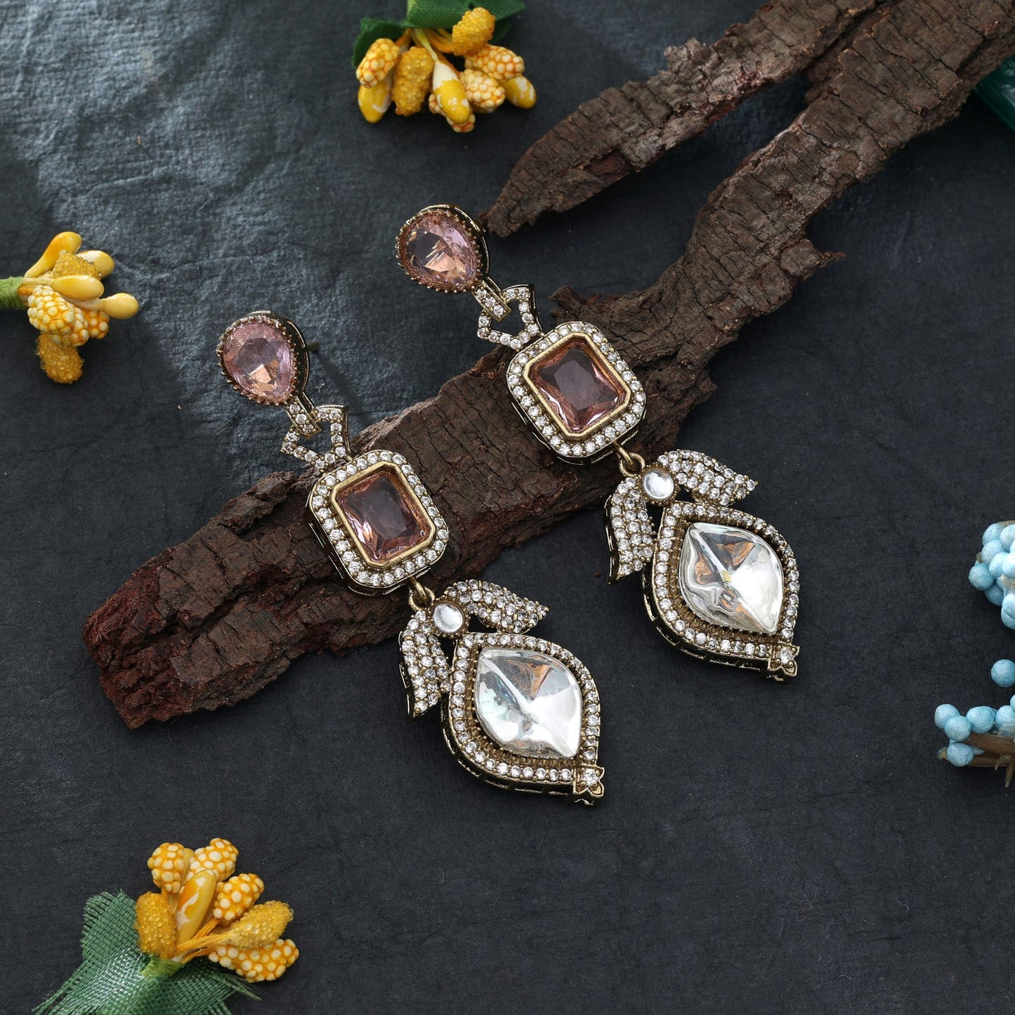 Pinkfarbene amerikanische Diamantohrringe, weiche, feminine Designer-Schmuckkollektion