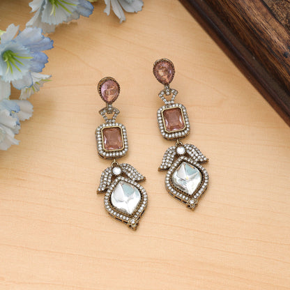 Pinkfarbene amerikanische Diamantohrringe, weiche, feminine Designer-Schmuckkollektion