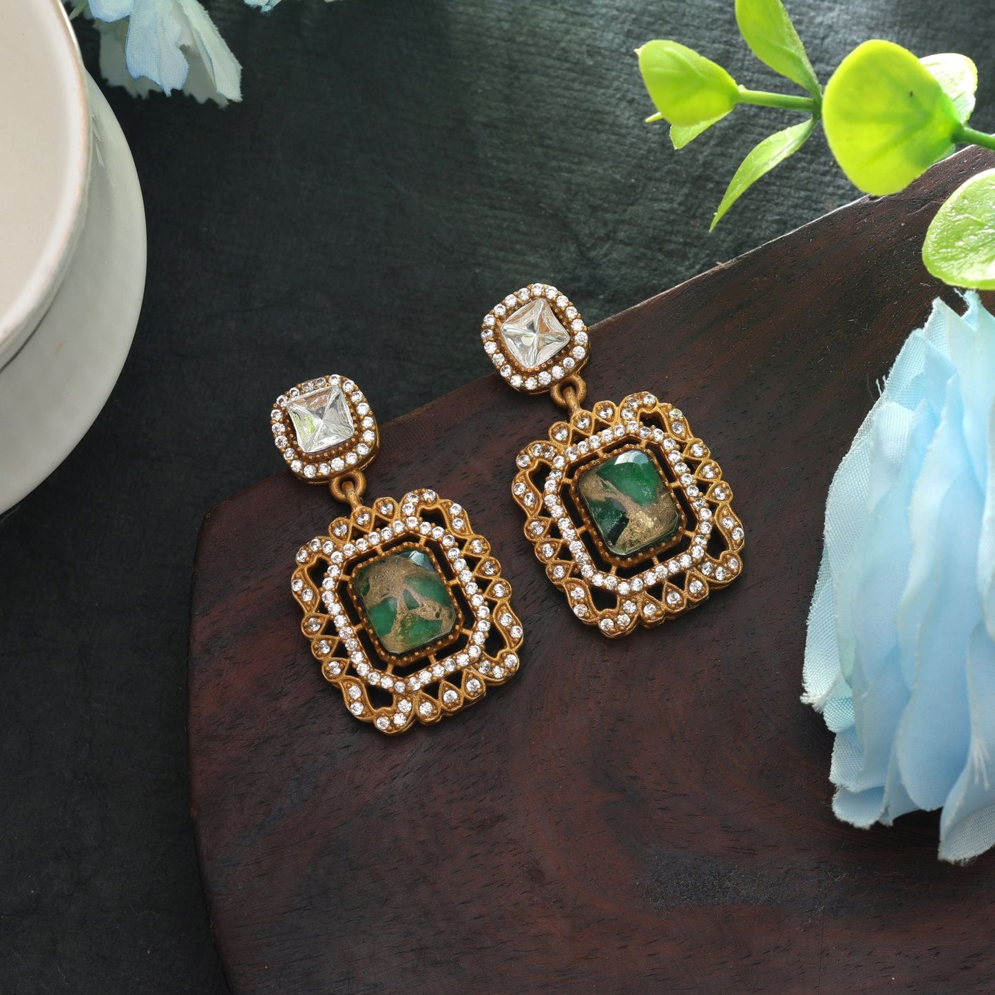 Grünfarbene amerikanische Diamantohrringe, klassischer Designer-Partyschmuck