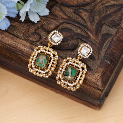 Grünfarbene amerikanische Diamantohrringe, klassischer Designer-Partyschmuck