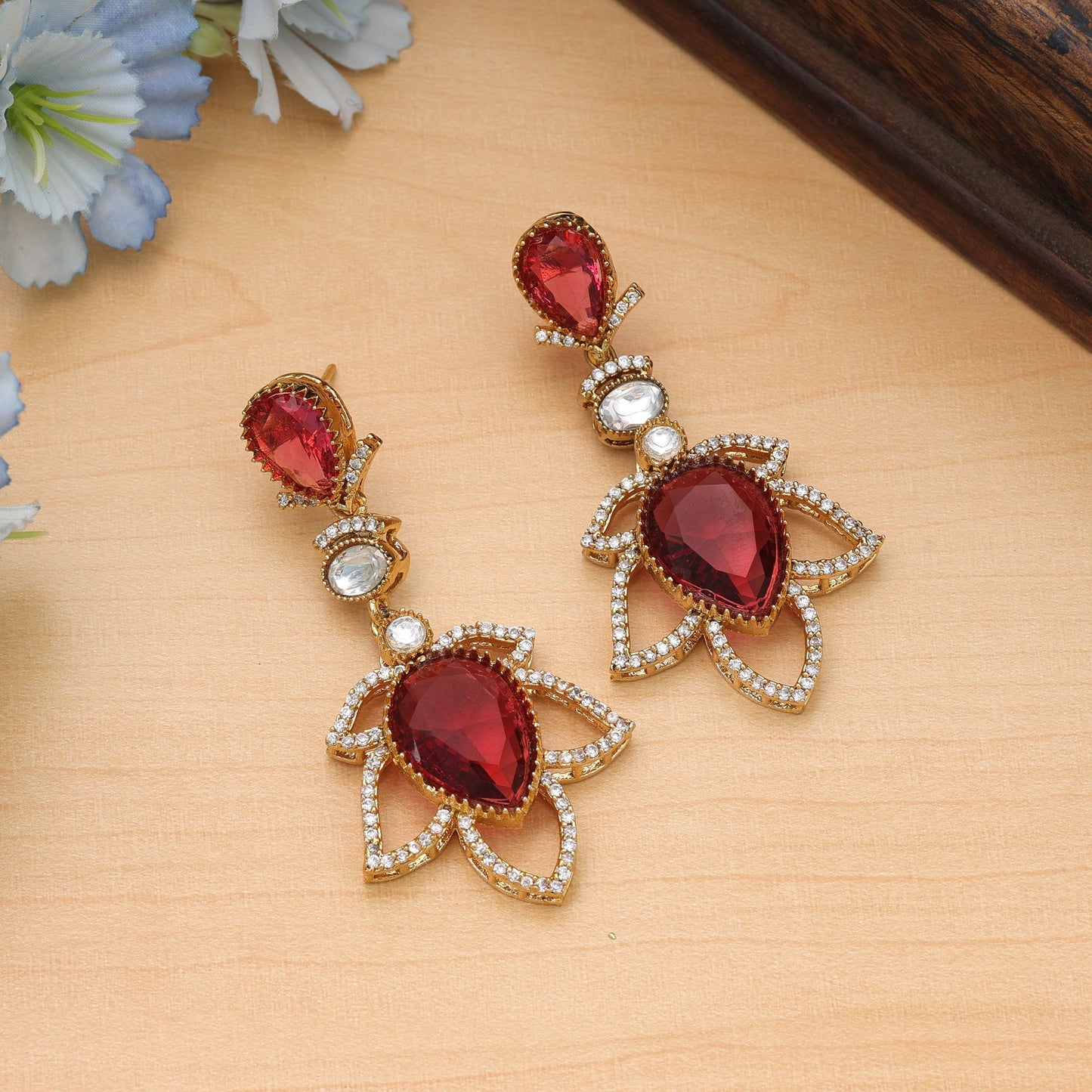 Rote amerikanische Diamantohrringe, stilvolles traditionelles Schmuckdesign