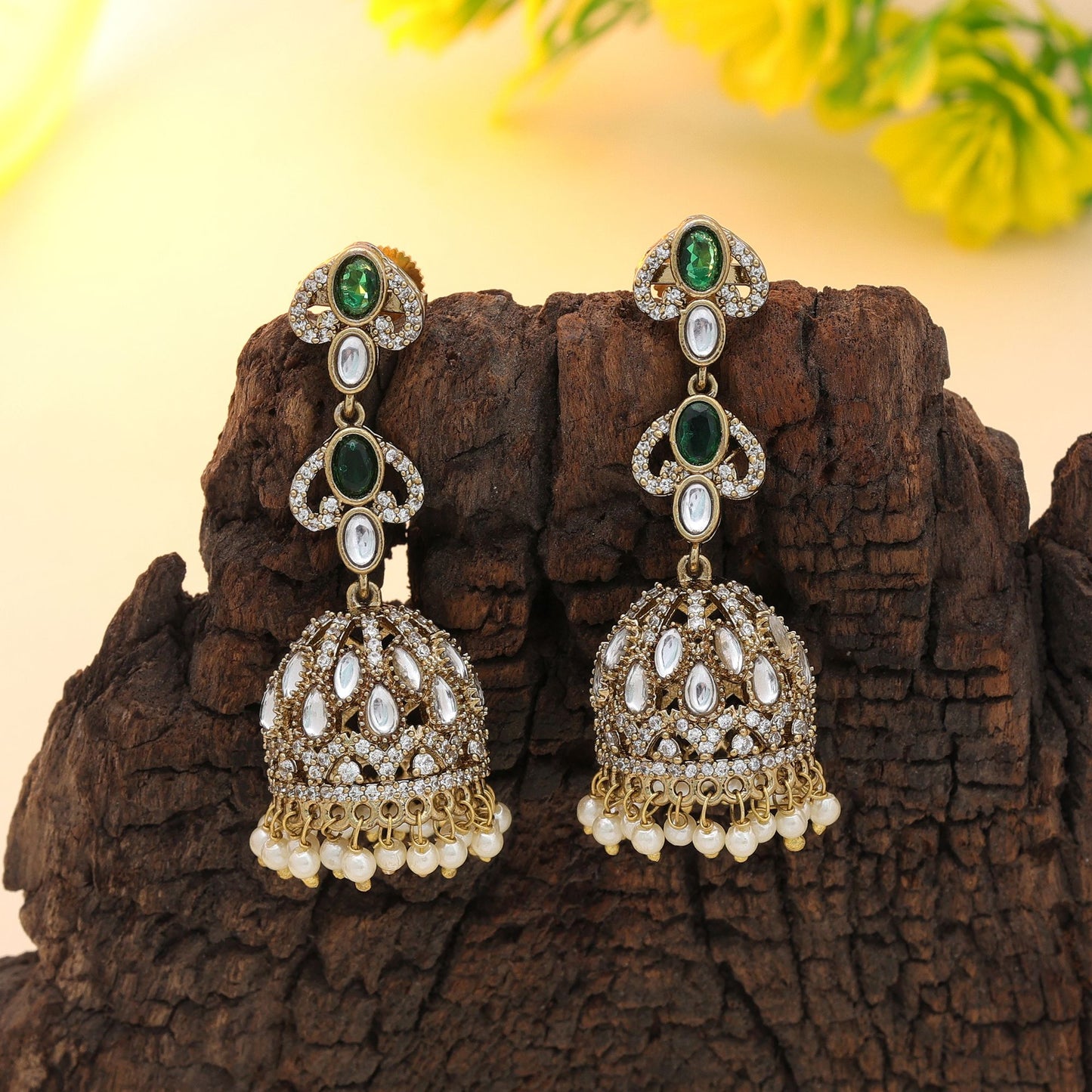 Trendige grüne American Diamond Ohrringe für das tägliche Party-Styling