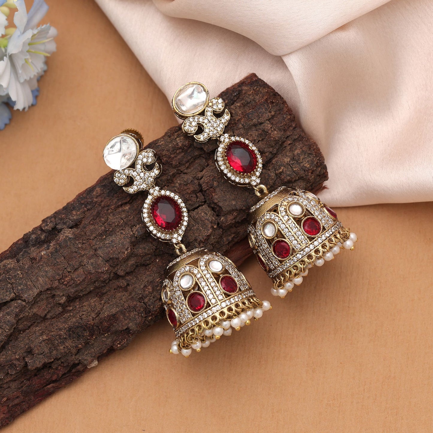 Exklusive bordeauxfarbene American Diamond Ohrringe für eine elegante Hochzeitsfeierkollektion