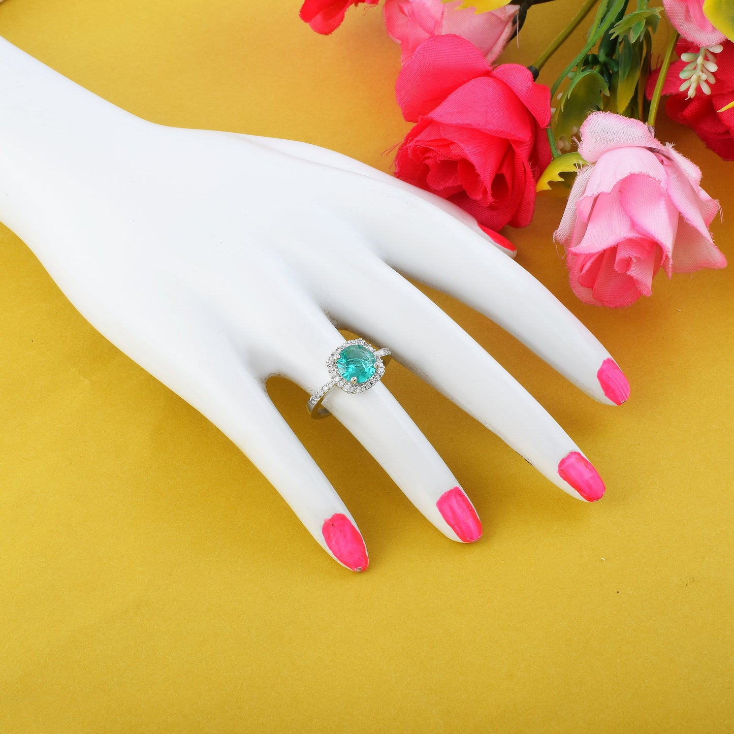 Wunderschöner amerikanischer Diamantring in Firozi-Farbe für aquamarin-inspiriertes Funkeln