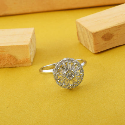 Edler silberfarbener amerikanischer Diamantring mit Glanz und Schlichtheit