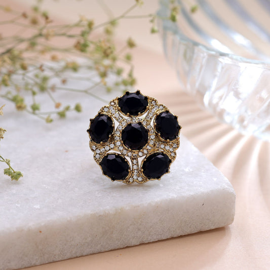 Black Color American Diamond Ring with Beautiful Modern Fashion Jewelry Design