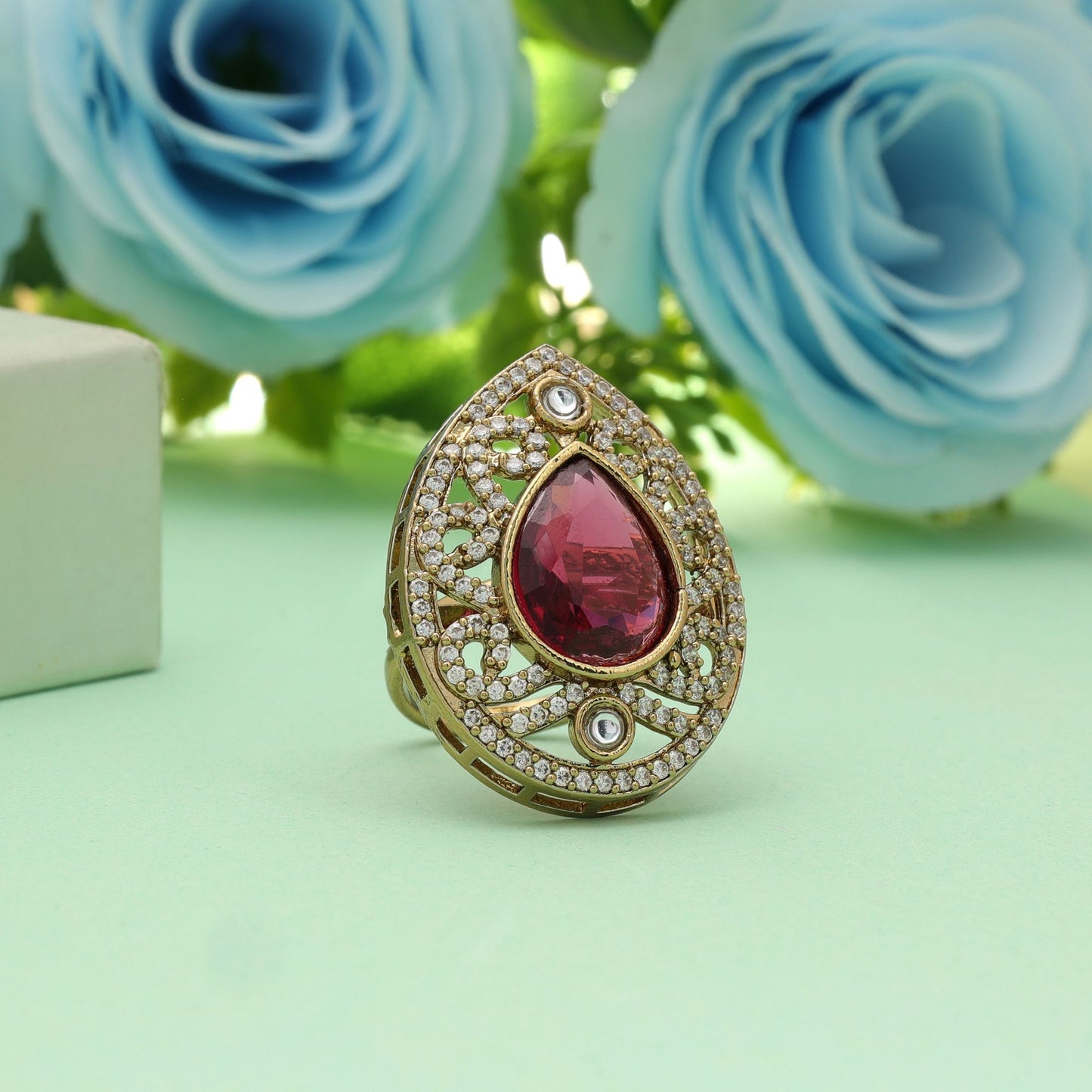 Magenta Farbe Amerikanischer Diamantring, auffälliges Designer-Partyschmuck-Sortiment