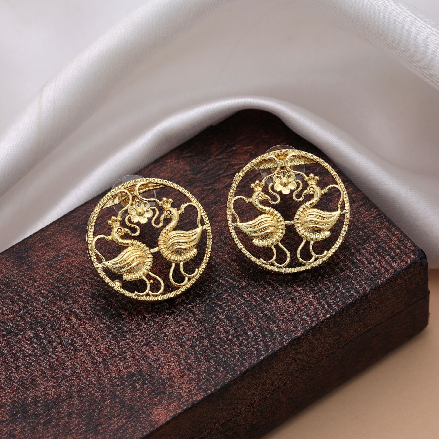 Elegant Gold Color Amrapali Earrings With Luxurious Ethnic Bridal Jewelry Finish Design