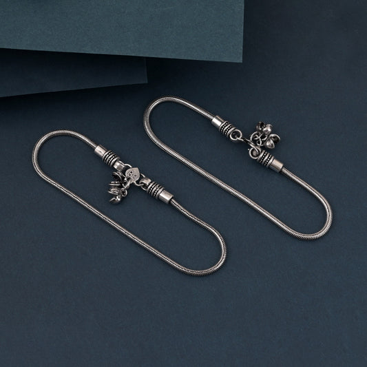 Designer Silver Color Oxidised Anklet With Unique Pattern And Artisanal Touch