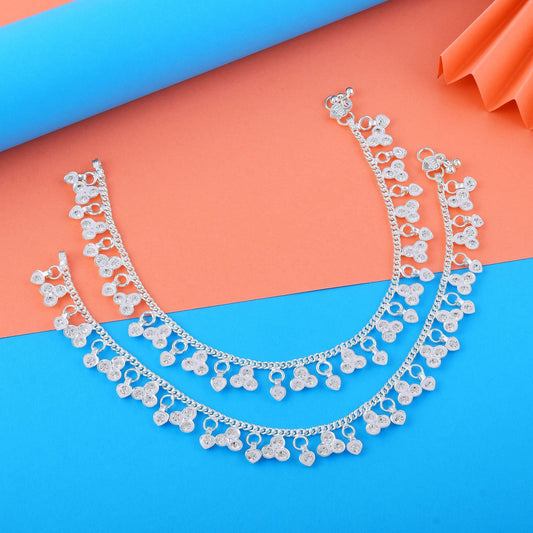 Beautiful Silver Color Anklets Crafted with Intricate Artistic Detailing for Wedding Functions