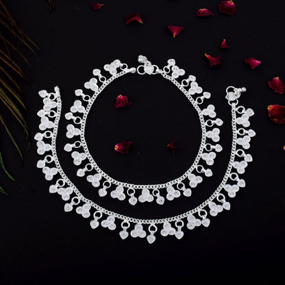 Beautiful Silver Color Anklets Crafted with Intricate Artistic Detailing for Wedding Functions