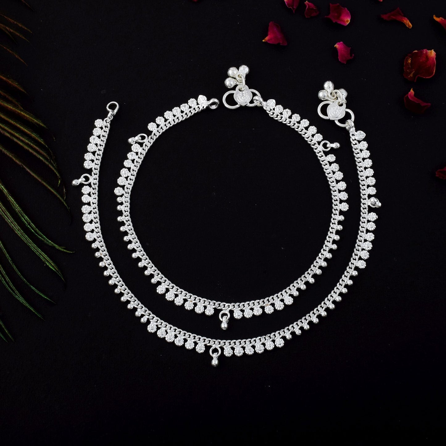 Classic Silver Color Anklets Designed with Handmade Artistic Work for Daily Fashion Wear