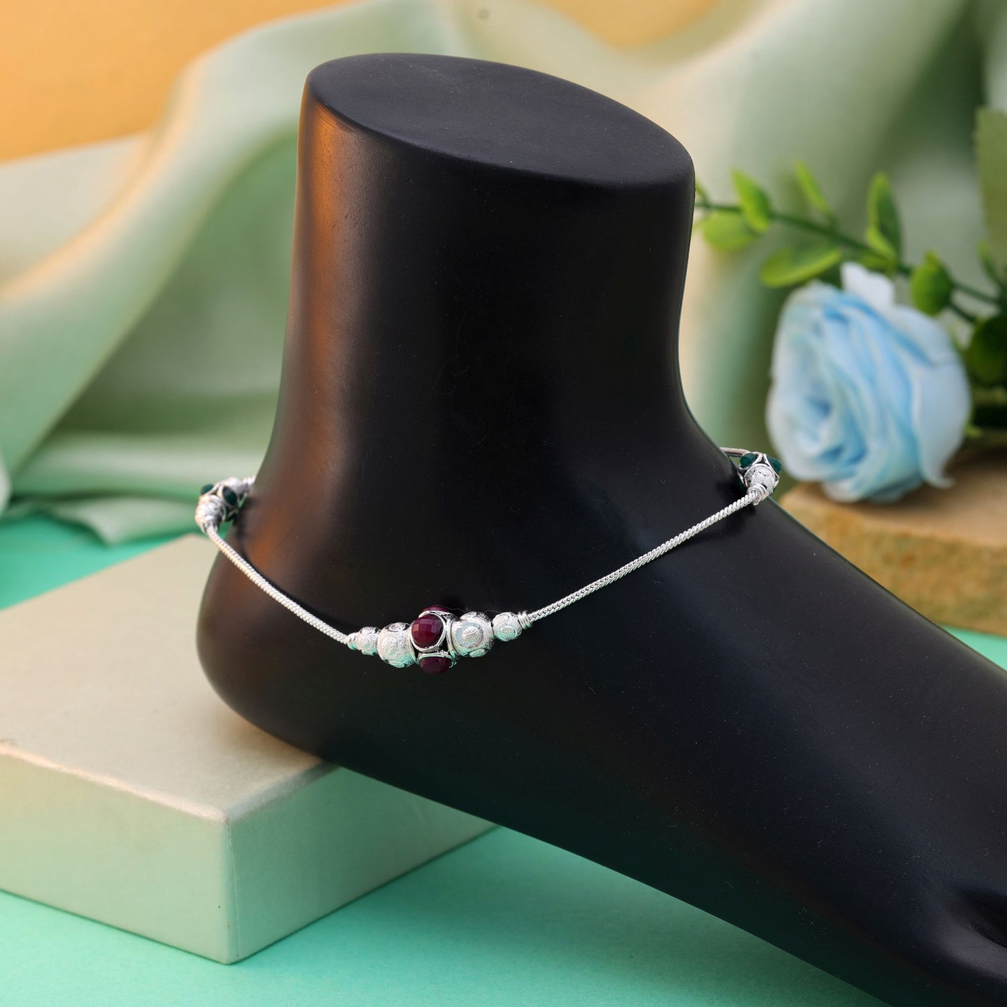 Designer oxidierte Fußkette in Weinrot & Grün Elegant Modisch