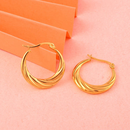 Stilvolle, anlaufgeschützte Ohrringe in Goldfarbe, perfekt für Festivals, Verlobungen und als Brautschmuck