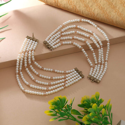 White Color Earrings Chain With Elegant Design Suitable For Cultural Occasions