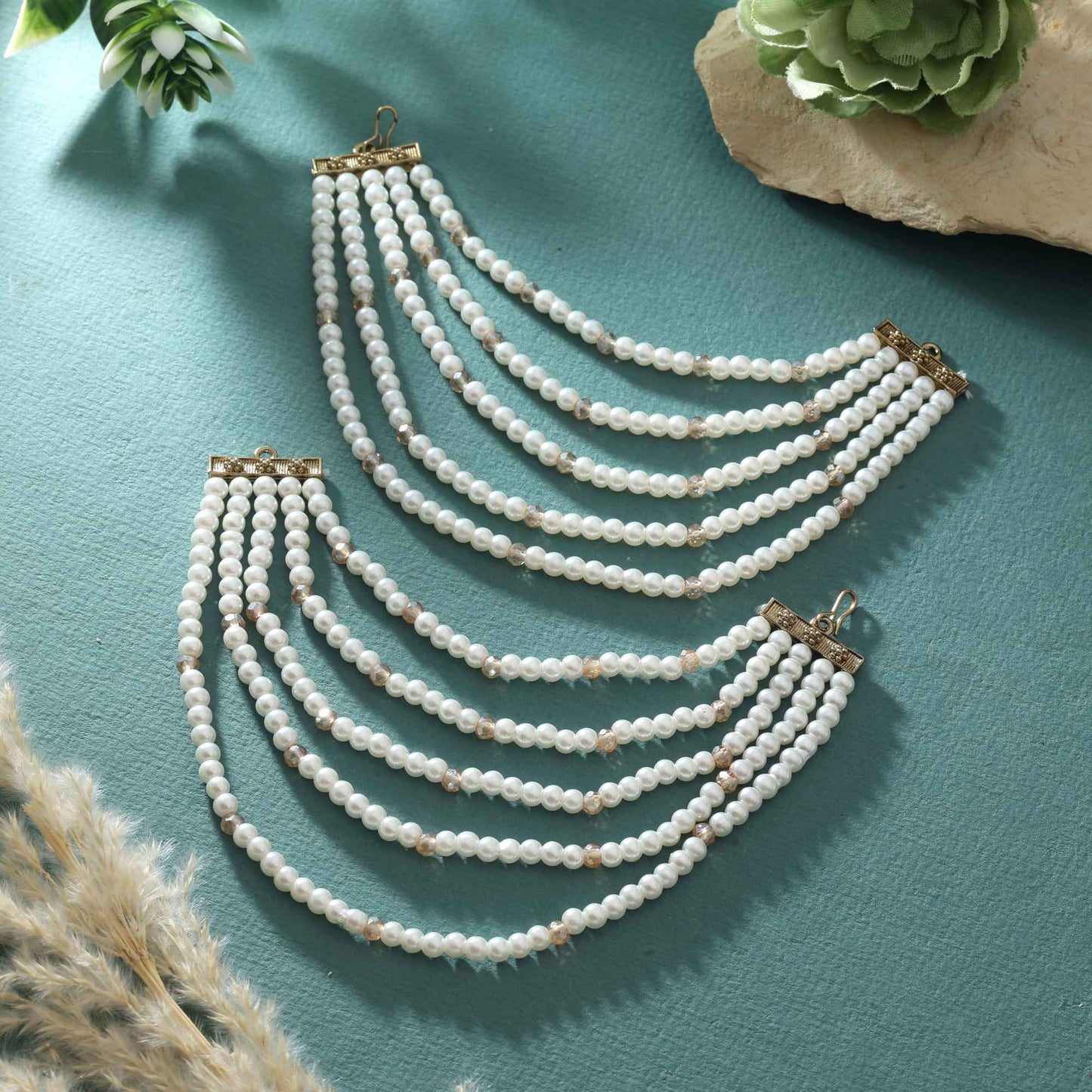 White Color Earrings Chain With Elegant Design Suitable For Cultural Occasions