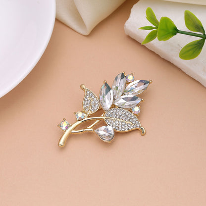 White Color Leaf Design Brooch Crafted with Beautiful Artistic Pattern for Special Occasions