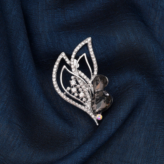 Black Color Leaf Design Brooch with Elegant Nature Inspired Pattern for Stylish Fashion Accessories