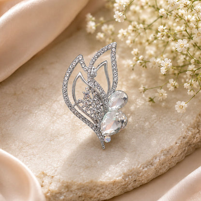 White Color Leaf Design Brooch Featuring Beautiful Leaf Artwork with Premium Designer Look