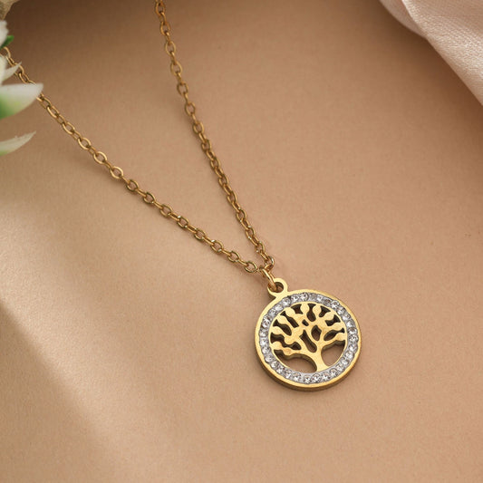 Premium Gold Color Stainless Steel 18K Gold Plated Anti Tarnish Necklace With Shine Finish