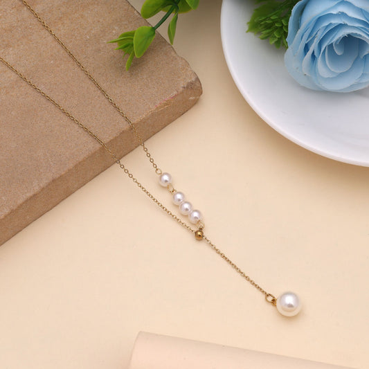 White Color Stainless Steel Anti Tarnish Necklace With Polished Look For Everyday Wear