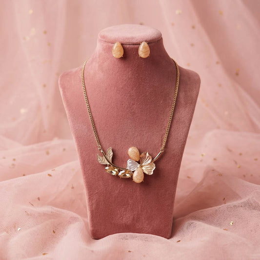 Gold Color Flower Design Anti Tarnish Necklace Set With Luxury Inspired Floral Craft