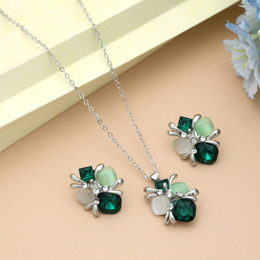 Grünes, anlaufbeständiges Halsketten-Set mit klassischem, stilvollem Alltags-Charm