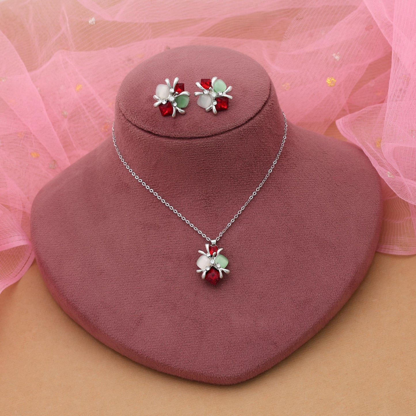 Rotes Anlaufgeschütztes Collier-Set mit traditionellem Festtags-Look