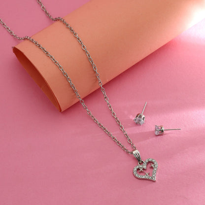 Silberfarbenes Herzförmiges Anti-Anlauf-Halsketten-Set Romantischer Stilvoller Schmuck als Geschenk