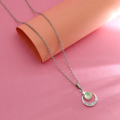 Pistaziengrüne Anti-Anlauf-Halskette Frisches, elegantes, trendiges Schmuckdesign