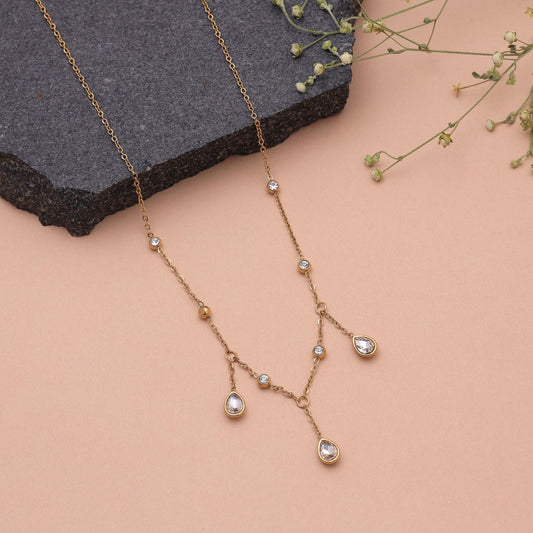 White Color Anti Tarnish Necklace with Elegant Everyday Wear Appeal