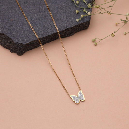 White Color Anti Tarnish Necklace with Modern Minimalist Jewelry Appeal